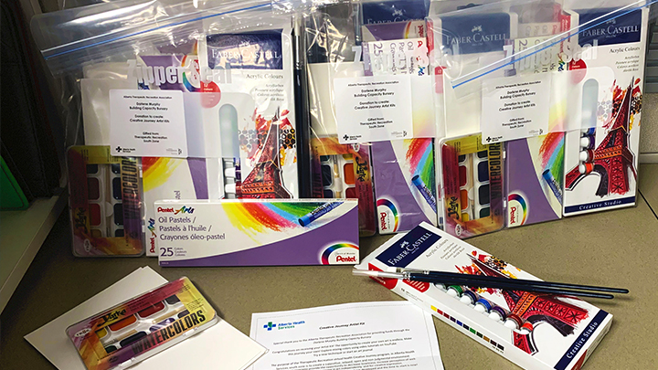 Art supplies and kits are being handed out to promote the healing power of art. “Providing artist kits to clients in South Zone removes many barriers and allows participation in this leisure, long after their therapeutic program ends,” says recreation therapist Heidi Davis.