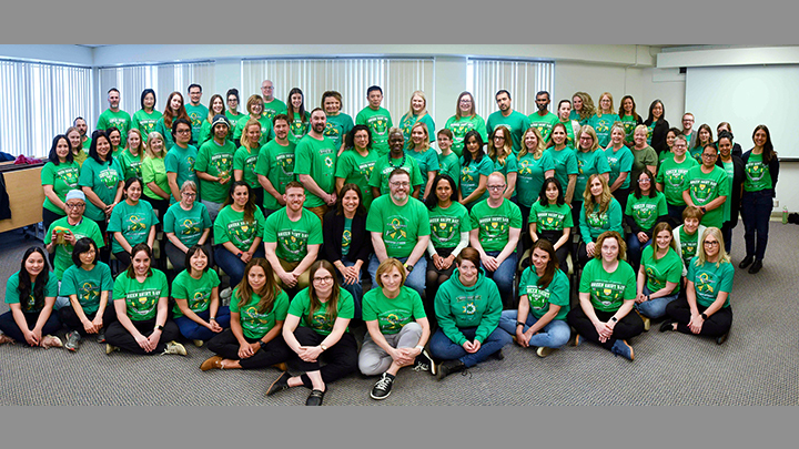 Organ donor coordinators, along with Comprehensive Tissue Centre, Clinical Islet Lab, Living Donor Services and transplant recipient staff mark Green Shirt Day in Edmonton.