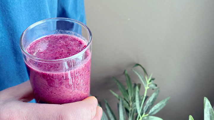 High-protein, high-calorie smoothies boost nutrition for seniors.