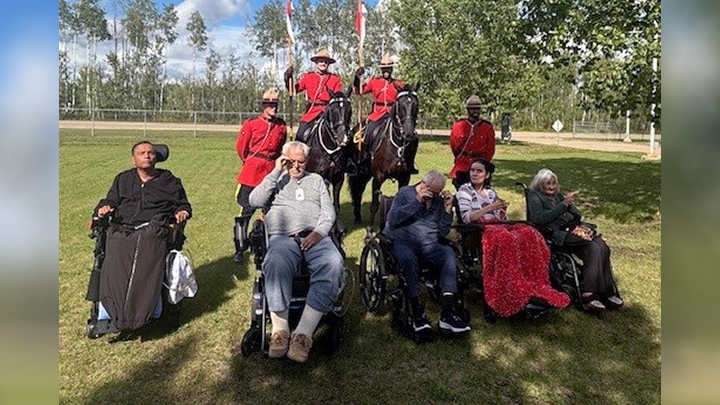 The RCMP Musical Ride travels across Canada performing in up to 50 communities across Canada each year. “Our site is so grateful to the RCMP Musical ride for reaching out to provide this wonderful experience for our residents,” says Amanda Goorachurn, seniors health care manager.