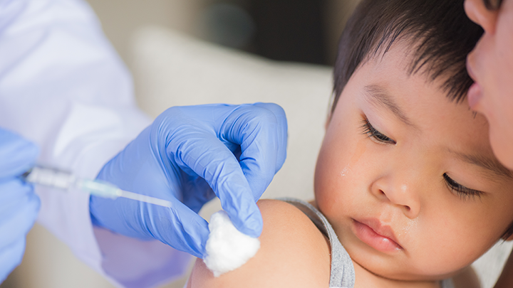 Keep the youngest members of your family healthy by keeping their immunizations up to date during the COVID-19 pandemic. Call 811 or your local public health centre to book an appointment.