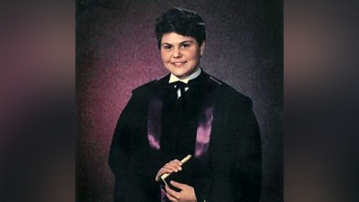 Karyn Wog was in her twenties when she started to lose her vision due to an inherited form of rheumatoid arthritis which caused her corneas to deteriorate. She’s seen here at her grad in 1988.