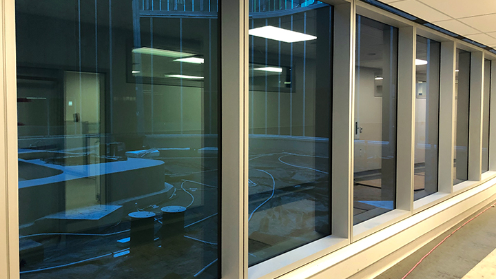 The Arthur Child’s design sees the building operate 26 per cent more efficiently than a similar-sized commercial building. Heat loss is also reduced through a low window-to-wall ratio of 24 per cent.