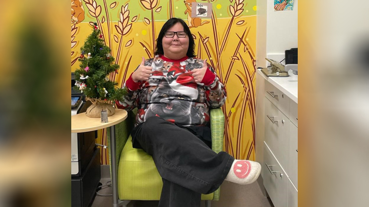 Barbara Severight is Canada’s first robot-assisted pediatric transplant recipient. The 16-year-old and her mother traveled from Cote First Nation in Saskatchewan for the groundbreaking procedure at the University of Alberta Hospital.